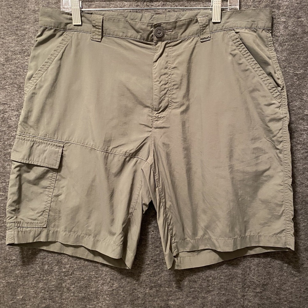 Columbia Shorts Mens 38 Green Omni-Shade Cargo Pocket Nylon Hiking Fishing 9"